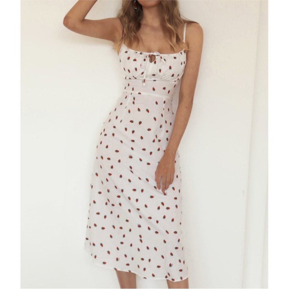 Strawberry Print Midi Dress - Picture 4 of 12